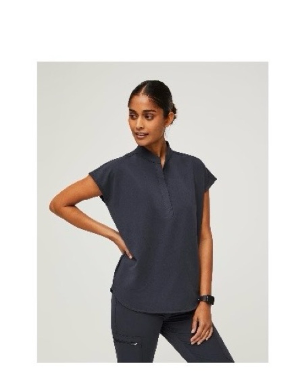 Women's Night Sky
Rafaela™ - Oversized
Scrub Top
S - Night Sky - Regular